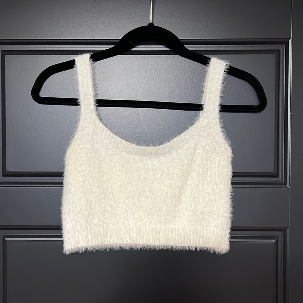 NEVER WORN: Cropped White Faux Mohair Tank